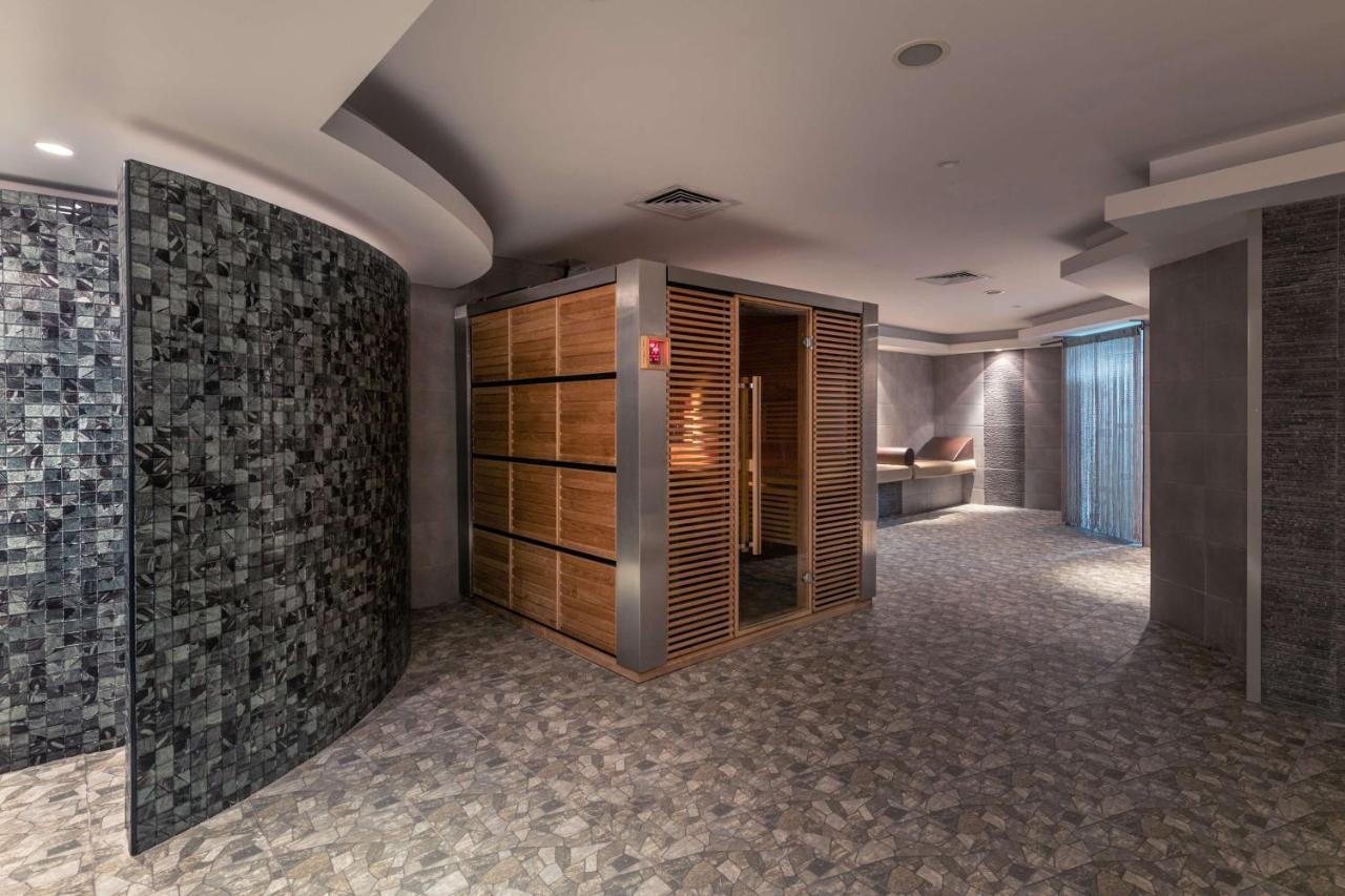 Radisson Blu Hotel, Kuwait Kuwait City Exterior photo The spa at the InterContinental London The O2